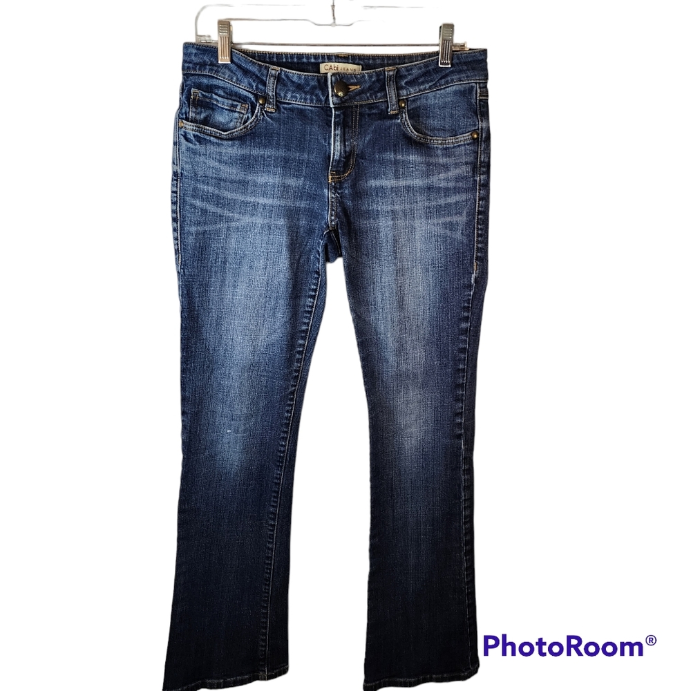 CAbi Jeans Baby Bootcut Style#967R Womens Size 6 Medium Wash Stretch Inseam 31"